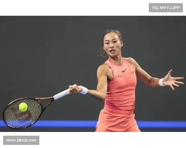 网球赛场上竞技与魅力并存 运动员风采尽显精彩瞬间 网球赛场上竞技与魅力并存 运动员风采尽显精彩瞬间