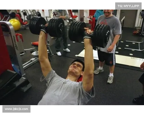 NBA啦啦队的魅力与力量揭秘 他们如何在赛场内外点燃激情 NBA啦啦队的魅力与力量揭秘 他们如何在赛场内外点燃激情